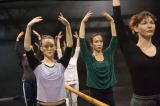 Vita Osojnik: Balet za sodobne plesalce / Ballet for contemporary dancers 